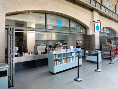 BLUE BOTTLE COFFEE